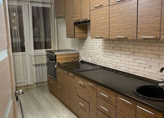 Сдаю 1-комнатную квартиру, 38 м2, Пенза, улица Антонова, 5Л