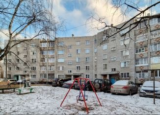 Продажа 4-ком. квартиры, 105 м2, Ярославль, Алмазная улица, 5к2