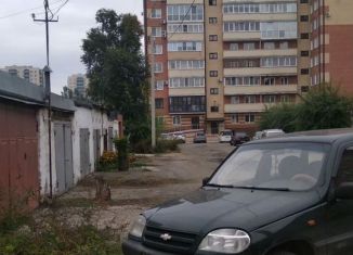 Сдаю в аренду гараж, 18 м2, Абакан, проспект Ленина, 64