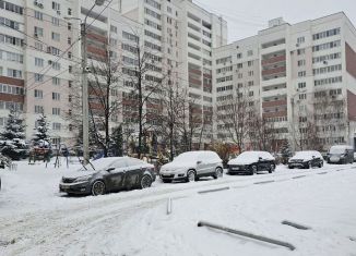 Продается двухкомнатная квартира, 76 м2, Пенза, улица Кулакова, 2