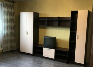 Сдаю 1-ком. квартиру, 40 м2, Москва, Тарханская улица, 3к1, метро Котельники