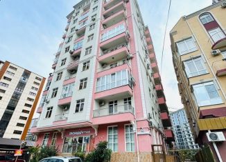 Продам 3-комнатную квартиру, 82 м2, Сочи, Полтавская улица, 50