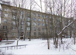 Продается 2-ком. квартира, 55.4 м2, Санкт-Петербург, Дрезденская улица, 12