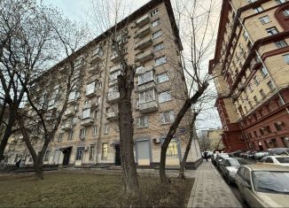 Продам квартиру студию, 10.7 м2, Москва, Космодамианская набережная, 4/22А, район Замоскворечье