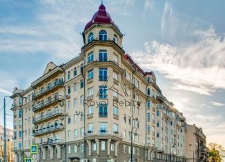 Трехкомнатная квартира в аренду, 170 м2, Санкт-Петербург, набережная Мартынова, 4, метро Чкаловская