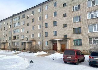 Продается 3-комнатная квартира, 59.9 м2, Харовск, улица Куйбышева, 15