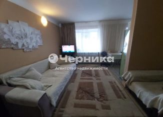 Продам трехкомнатную квартиру, 55 м2, Шахты, проспект Чернокозова, 97Г