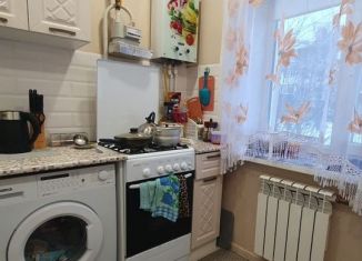 Продажа 2-комнатной квартиры, 42 м2, Елец, улица Коммунаров, 79