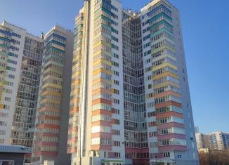 Продам 2-ком. квартиру, 60 м2, Пермь, улица Макаренко, 19