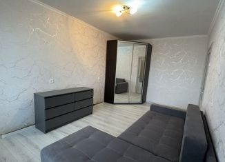 Сдается в аренду 2-ком. квартира, 49 м2, Крым, улица Бела Куна, 19