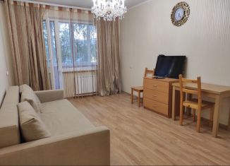 Сдаю 3-ком. квартиру, 60 м2, Казань, Черноморская улица, 5