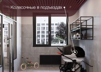 Продаю 3-ком. квартиру, 83 м2, Оренбург, Просторная улица, 17