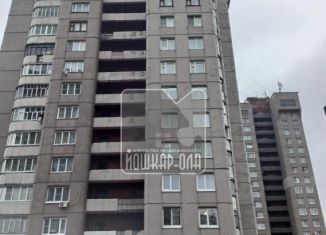 Продаю 3-комнатную квартиру, 88 м2, Йошкар-Ола, микрорайон Юбилейный, улица Воинов-Интернационалистов, 23