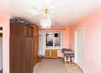 Продажа 2-комнатной квартиры, 40.6 м2, Тюмень, улица Щорса, 11