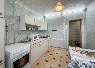 Продажа 3-ком. квартиры, 65 м2, Таганрог, улица Седова, 10-1