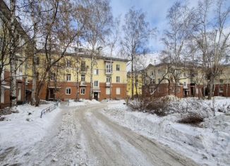 Продажа 3-ком. квартиры, 59 м2, Нижний Тагил, улица Циолковского, 43