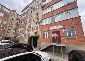 Продам 1-комнатную квартиру, 74 м2, Дагестан, 11-я линия, 13