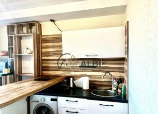 Продам 1-ком. квартиру, 36.9 м2, село Михайловка, Коммунистическая улица, 24