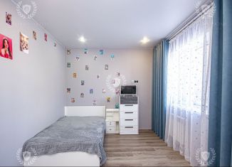 Продажа 4-ком. квартиры, 72.7 м2, посёлок Октябрьский, улица Французский Квартал, 9