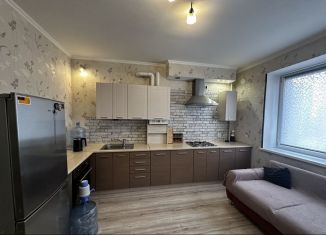 Аренда 1-комнатной квартиры, 45 м2, Калининград, улица Виктора Денисова, 12