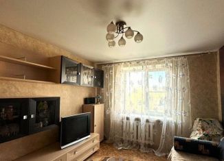 Продам 3-ком. квартиру, 62 м2, Саратовская область, Барнаульская улица, 9