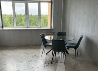 Аренда двухкомнатной квартиры, 91 м2, Апрелевка, улица Дубки, 17