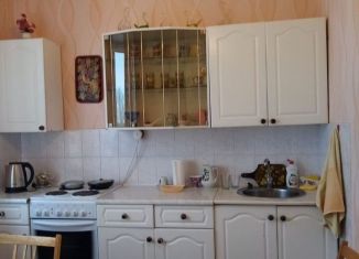 Сдаю в аренду 1-ком. квартиру, 39 м2, Ульяновск, проспект Дружбы Народов, 5