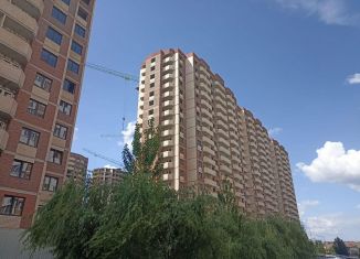 Продажа 2-ком. квартиры, 68.5 м2, Краснодар, ЖК Лучший