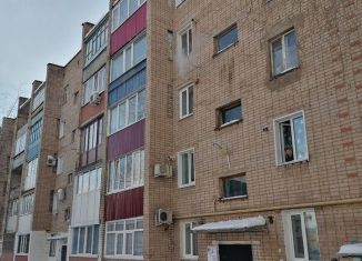 Продаю трехкомнатную квартиру, 65 м2, Сорочинск, улица Карла Маркса, 213