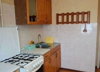 Сдается 1-комнатная квартира, 36 м2, Волгоград, улица Константина Симонова, 38