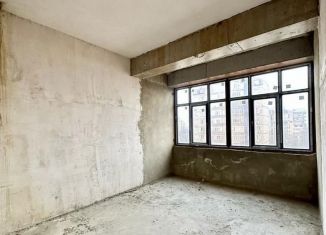 Продажа 2-ком. квартиры, 65 м2, Дагестан, проспект Насрутдинова, 158