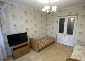 Продается двухкомнатная квартира, 54.7 м2, Кронштадт, проспект Ленина, 5Б