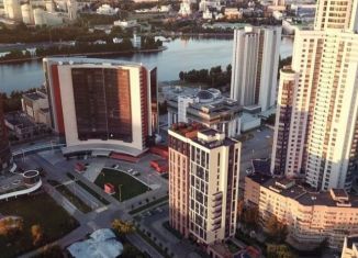 Продается 5-ком. квартира, 114 м2, Екатеринбург, улица Февральской Революции, 21, Верх-Исетский район