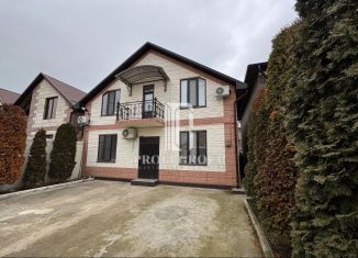 Продаю дом, 200 м2, село Новолакское, Федеральное шоссе