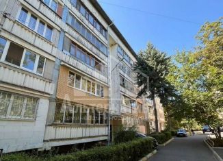 4-комнатная квартира на продажу, 85 м2, Ставропольский край, улица Андрея Губина, 18