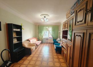 Продам 3-ком. квартиру, 90 м2, Новосибирск, Калининский район, улица Богдана Хмельницкого, 35