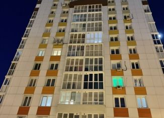 Продам 2-ком. квартиру, 57.1 м2, Тюмень, улица Бориса Опрокиднева, 2, ЖК Семейный