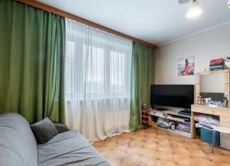 Продажа 2-комнатной квартиры, 54 м2, Москва, Старобитцевская улица, 23к4, метро Лесопарковая