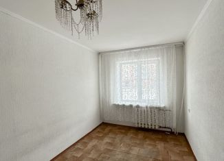 Продам трехкомнатную квартиру, 60.5 м2, Усть-Катав, Комсомольская улица, 48
