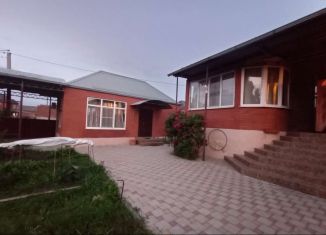 Продам дом, 190 м2, посёлок городского типа Яблоновский, Юбилейная улица, 35