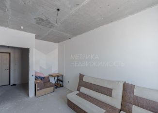 Продается 1-ком. квартира, 34 м2, Тюмень, улица Дмитрия Менделеева, 2к2, ЖК Кристалл