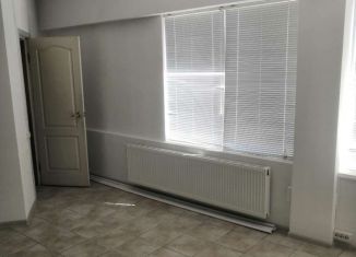 Продается торговая площадь, 33.9 м2, Ейск, улица Энгельса, 47