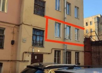 Продам 2-комнатную квартиру, 29 м2, Санкт-Петербург, Астраханская улица, 32Б, метро Площадь Ленина