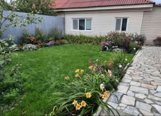 Продам дом, 97 м2, посёлок городского типа Берёзовка, улица Советской Армии, 44