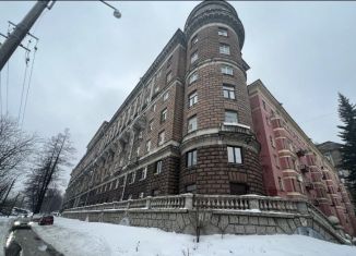 Продажа 3-ком. квартиры, 79 м2, Санкт-Петербург, Сердобольская улица, 1, Сердобольская улица