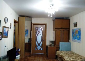 Продаю двухкомнатную квартиру, 45.5 м2, Дегтярск, улица Циолковского, 2