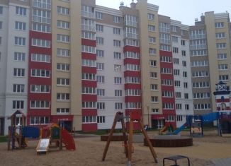 Продаю 3-комнатную квартиру, 90 м2, Калининград, Кипарисовая улица, 2, ЖК Восток