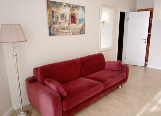 Сдаю в аренду 2-комнатную квартиру, 55 м2, Сочи, улица Яна Фабрициуса, 7, микрорайон Яна Фабрициуса