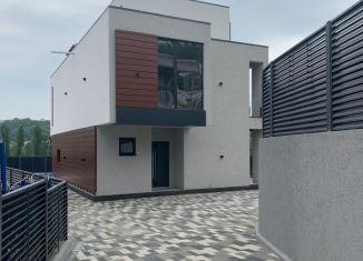 Продаю дом, 205 м2, Сочи, микрорайон Макаренко, улица Макаренко, 6