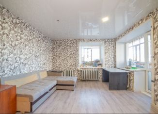 Продается трехкомнатная квартира, 60 м2, Екатеринбург, улица Баумана, улица Баумана